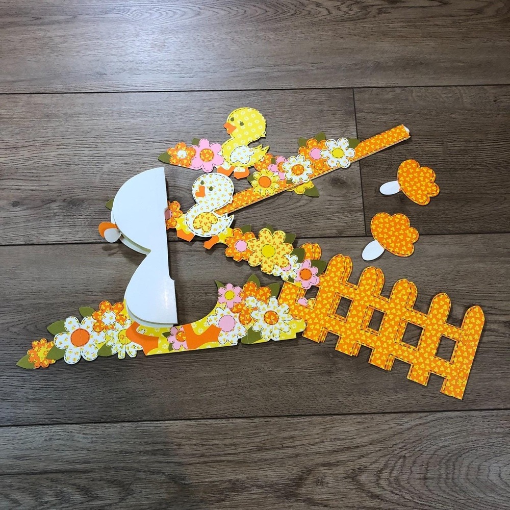 VTG Hallmark Honeycomb Calico Duck Easter Centerpiece 60s70s Flowers Baby Shower - Picture 2 of 6